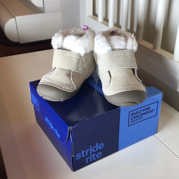 stride rite soft motion sophie